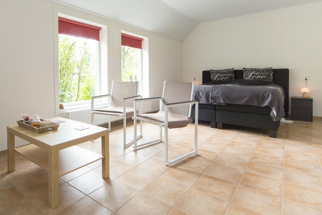 Bed & Breakfast Orvelte Bagian luar foto