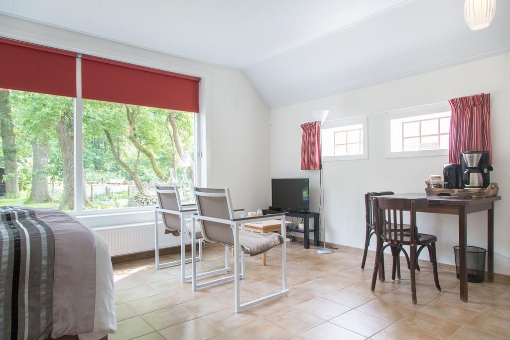 Bed & Breakfast Orvelte Bagian luar foto